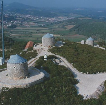 Cabeco Dos Tres Moinhos Villa Rio Maior Bagian luar foto